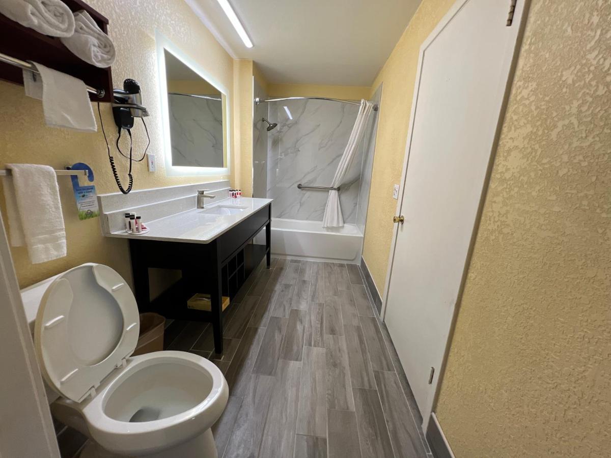 Days Inn By Wyndham Suites Fredericksburg Luaran gambar