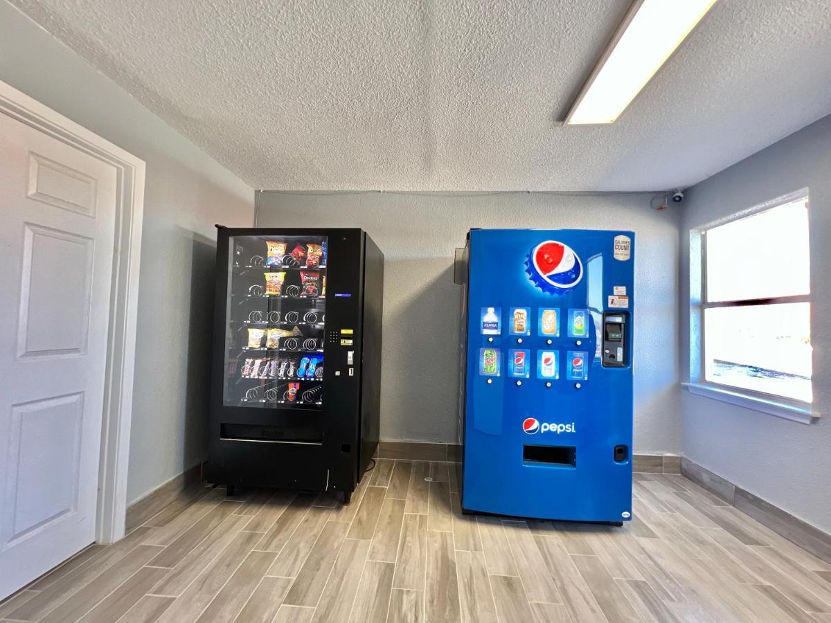 Days Inn By Wyndham Suites Fredericksburg Luaran gambar