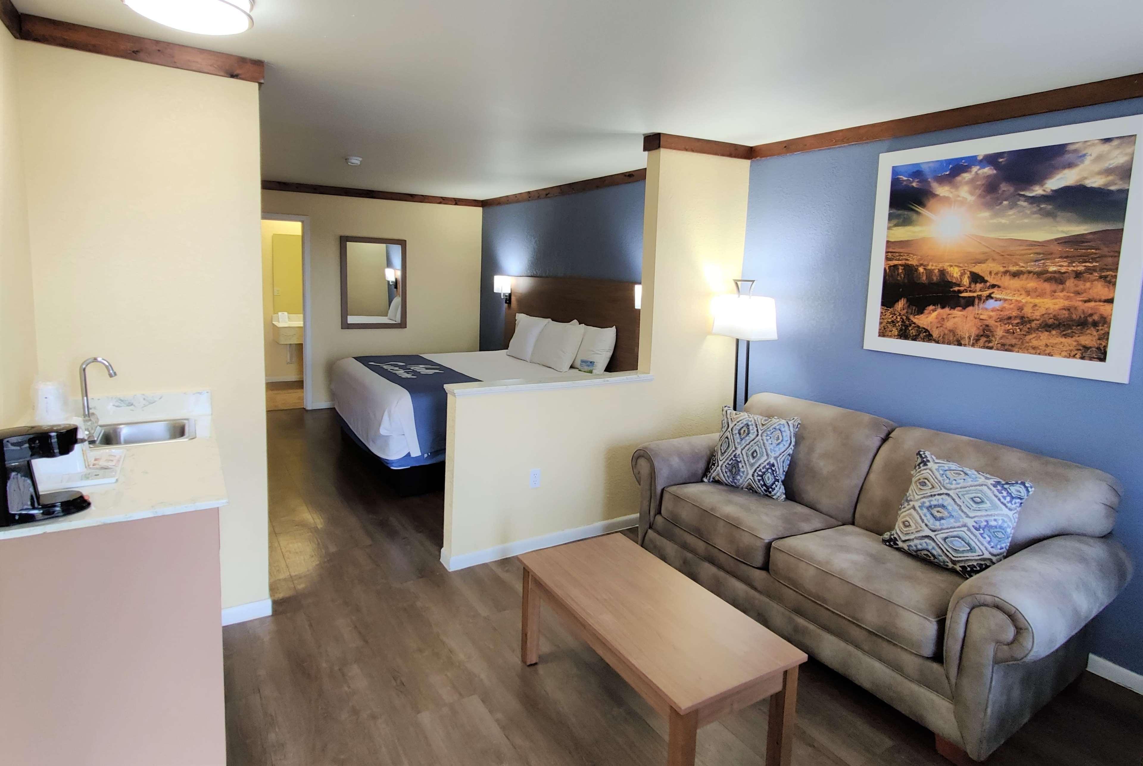 Days Inn By Wyndham Suites Fredericksburg Luaran gambar