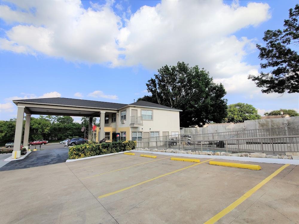 Days Inn By Wyndham Suites Fredericksburg Luaran gambar