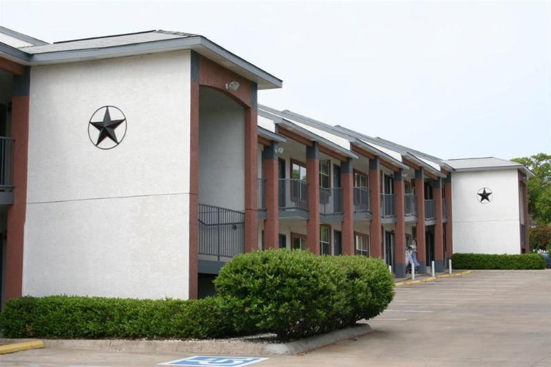 Days Inn By Wyndham Suites Fredericksburg Luaran gambar