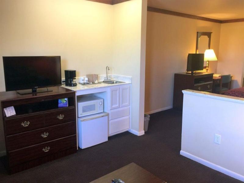 Days Inn By Wyndham Suites Fredericksburg Luaran gambar